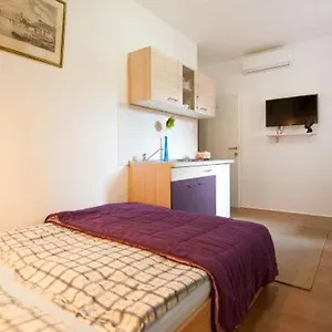 Centar 2 Apartamento