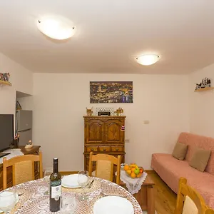 Hidden Gem In Diocletian Palace Old Town Center Split